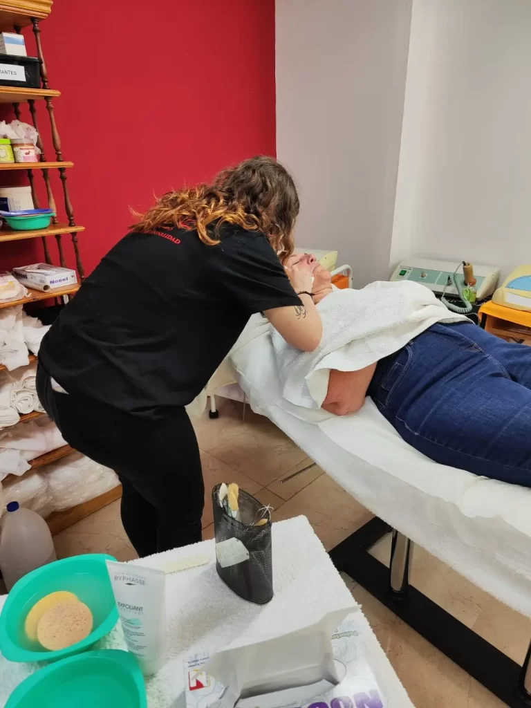 Curso Intensivo de Tratamientos Faciales y Corporales en Málaga