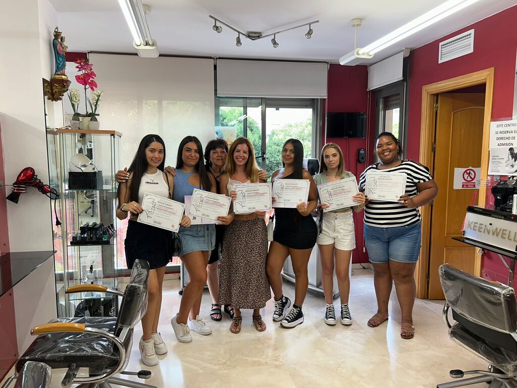 Academia peluquería y estética Málaga